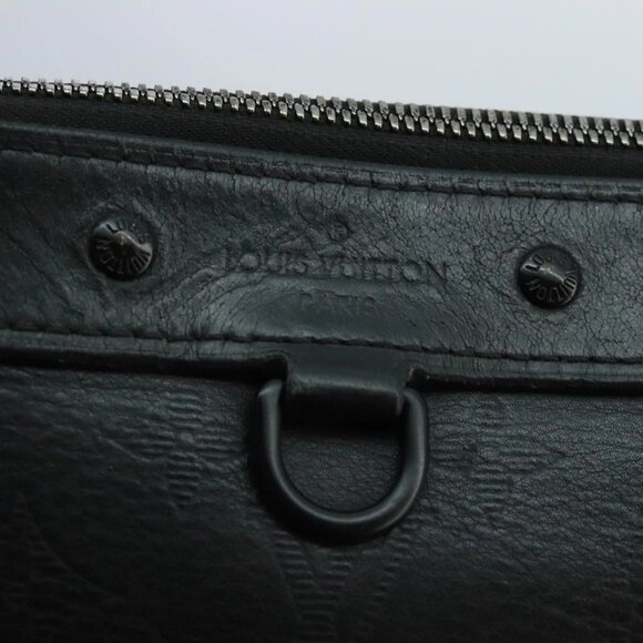 LOUIS VUITTON Monogram Shadow Discovery Clutch Bag Black - Picture 7 of 16